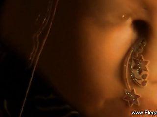 Die Verführung des Musik der brünetten