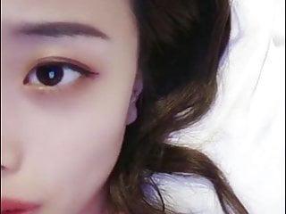 Mädchen hat live Sex mit Fans