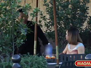 Blondes m dchen fickt auf der strasse