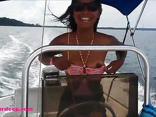 Kleine Japanerin Nami itoshino beim blasen