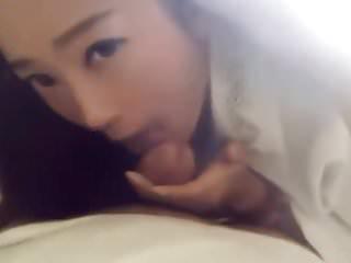 Heisse koreanische Studentin vom Lehrer gefickt