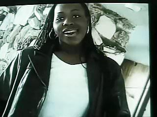 Junge Schwester in den Mund gespritzt