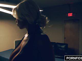 Pornostar Bridgette b steht auf suspect039s