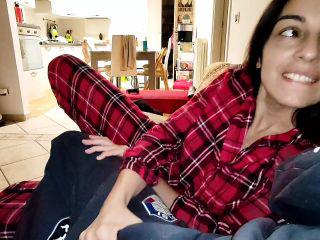 Ehefrau fickt ihren Freund während ihr Mann nicht da ist