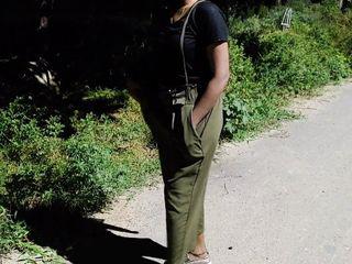 Girl bucht sich einen indischen Hausmädchen für einen Fick zu Hause